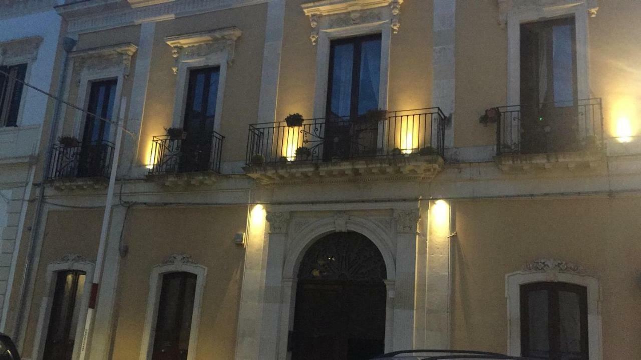 Вилла Palazzo Macchia Кутрофьяно Экстерьер фото